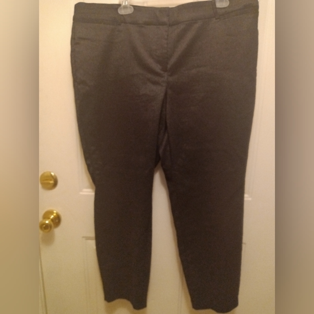 Lane Bryant the Allie straight leg pants. Super cute. Size 16. Like new.